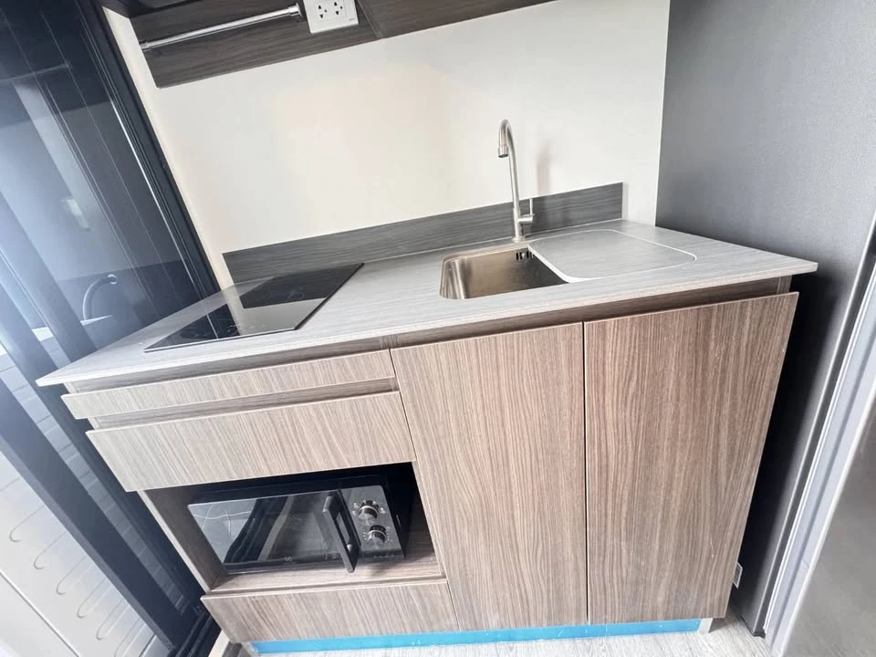 For rent: The Origin Ladprao-Bangkapi, a lovely room on the 15th floor, with a great view and convenient location. Don't miss out on this great deal!