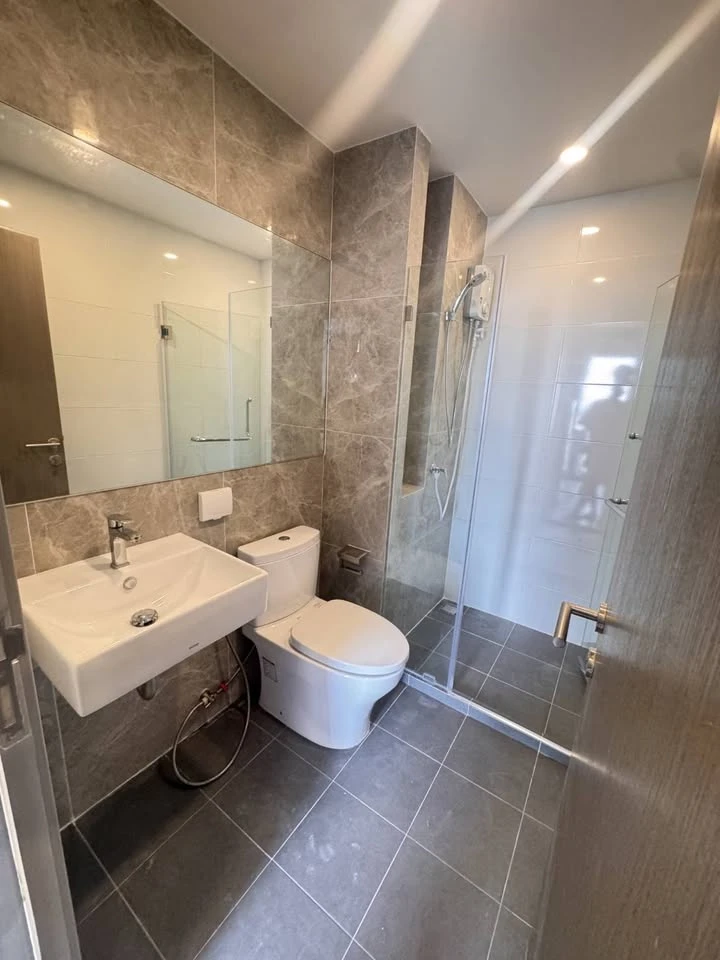 For rent: The Origin Ladprao-Bangkapi, a lovely room on the 15th floor, with a great view and convenient location. Don't miss out on this great deal!