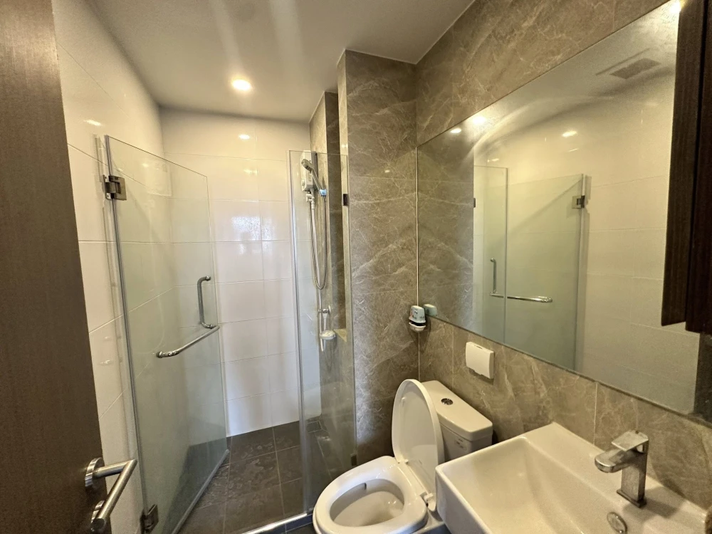 For rent: The Origin Ladprao-Bangkapi, a lovely room with complete furniture and appliances. Just bring your bags and move in!