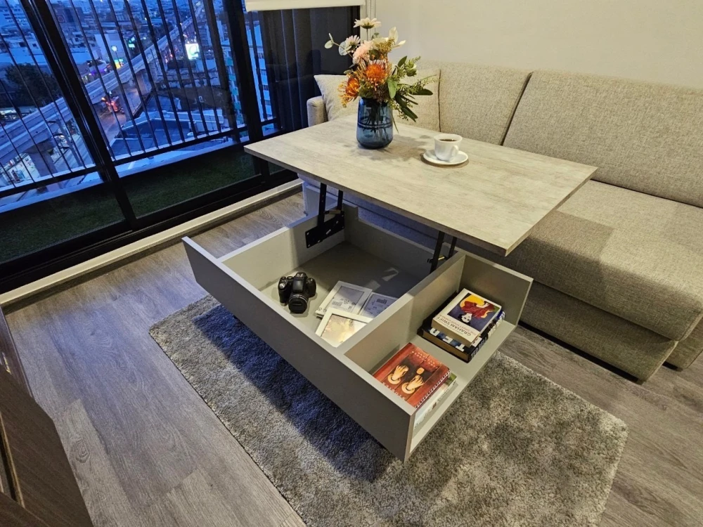 For rent: Large 2-bedroom unit at The Origin Ladprao-BangKapi, featuring a balcony and luxurious bedding. Ready for move-in—book yours now!