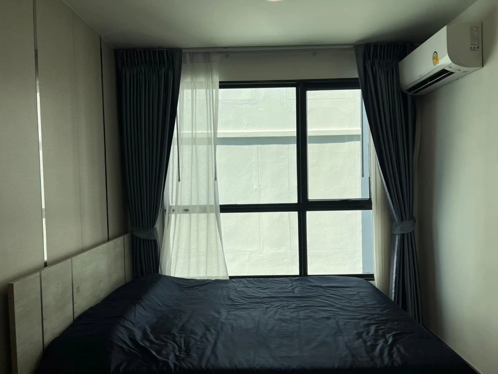 For rent: The Origin Onnut, a nice room with complete furniture and electrical appliances. Just come and move in. Don't wait.