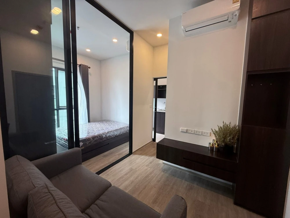For Rent: The Origin Plug & Play Ramintra, 17th floor, fully furnished unit. Book now—act fast!