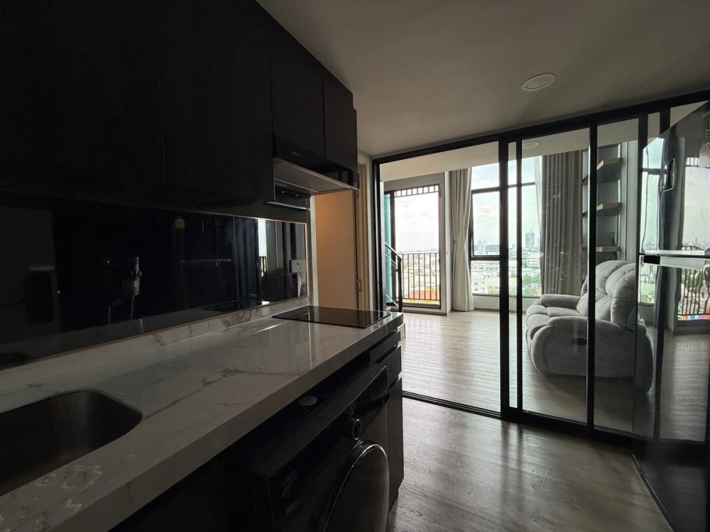 For rent: The Origin Plug & Play Ramintra, 8th floor, nice room, fully furnished, reserve now, hurry!