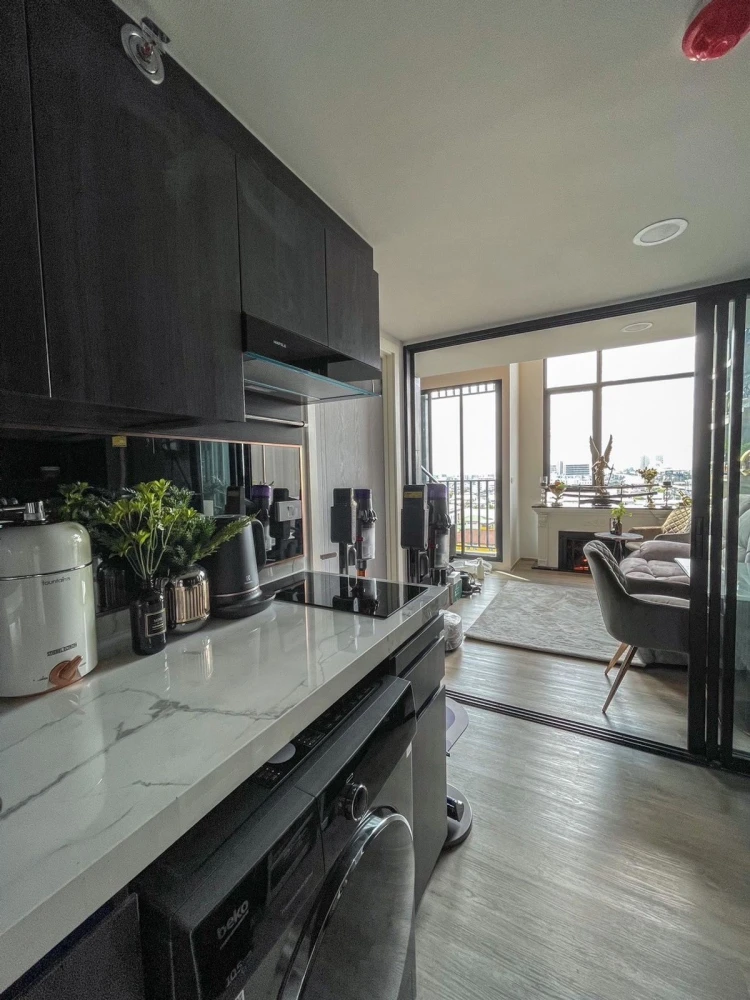 For rent: The Origin Plug & Play Ramintra, 8th floor, nice room, fully furnished, reserve now, hurry!