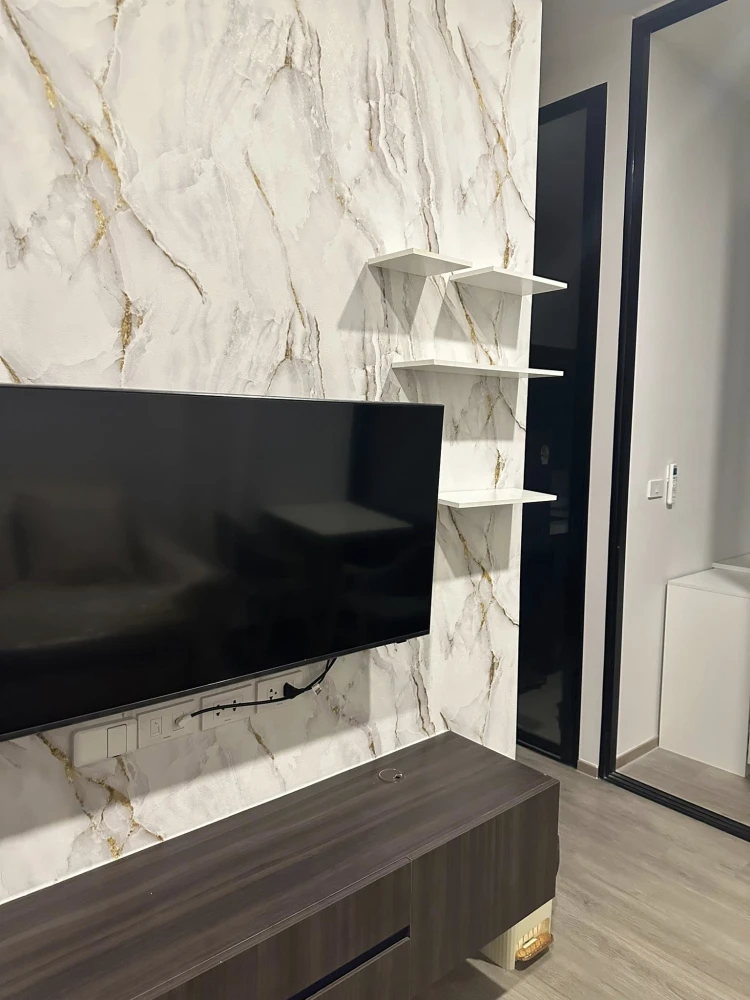 For rent: The Origin Plug & Play Ramintra, decorated with awesome built-ins and complete electrical appliances. Just bring your bags and move in.