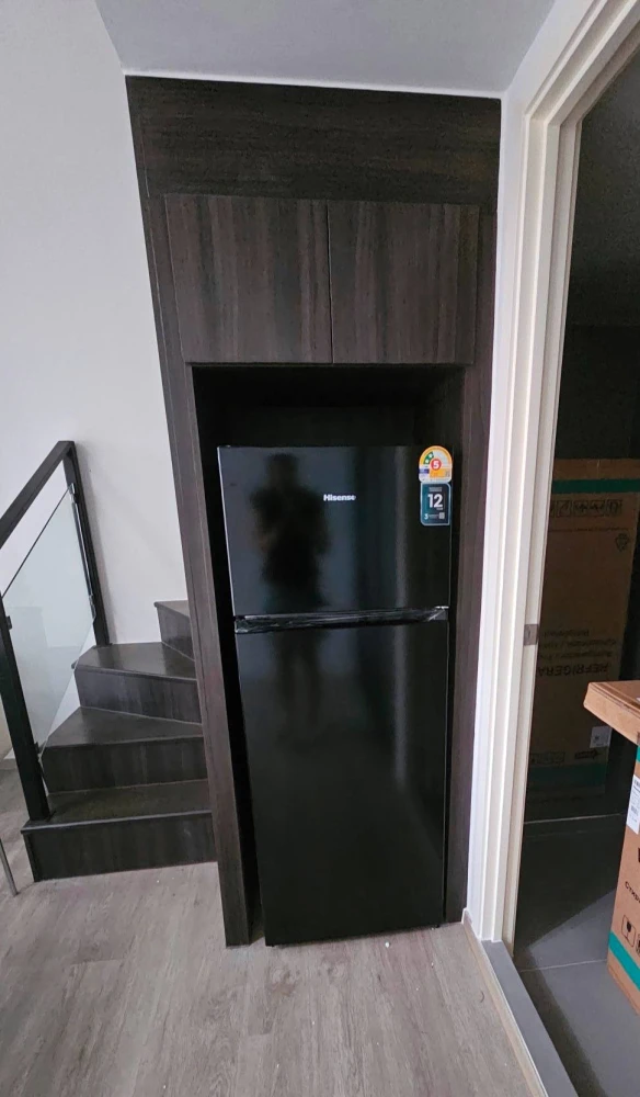 For rent: The Origin Plug & Play Ramintra, 2-story room with high ceiling, fully furnished and equipped with appliances. Just bring your bags and move