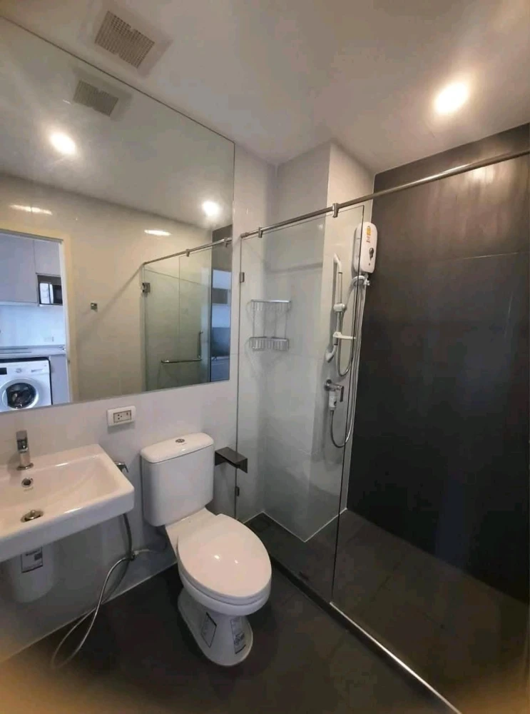 For rent: THE ORIGIN Ram 209 Interchange, 3rd floor, fully furnished, nice room, reserve now, hurry!