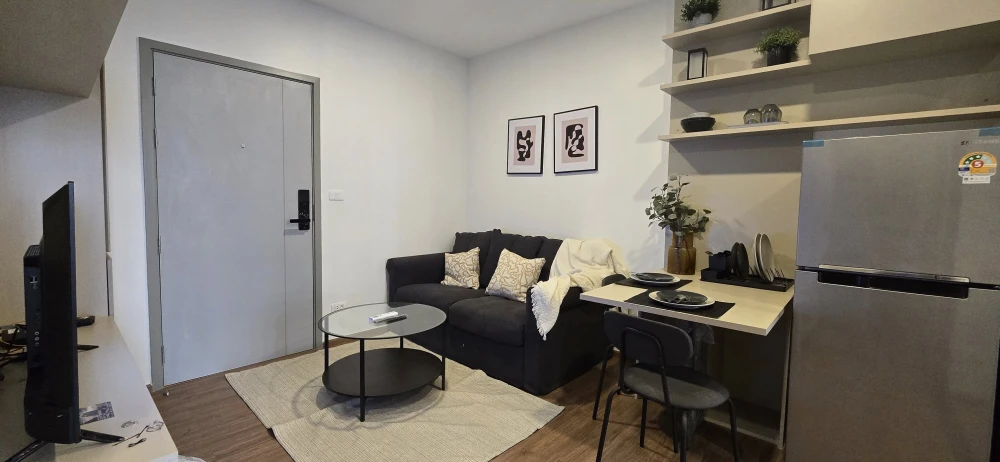 For rent: The Origin Ram 209 Interchange, clearly separated rooms, great price, reserve now, don't miss out!