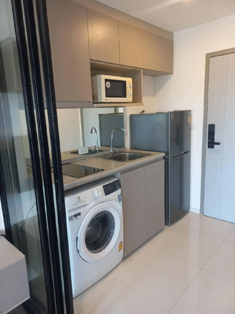 For rent: THE ORIGIN Ram 209 Interchange, a nice room, complete with furniture and appliances. Just come and move in.