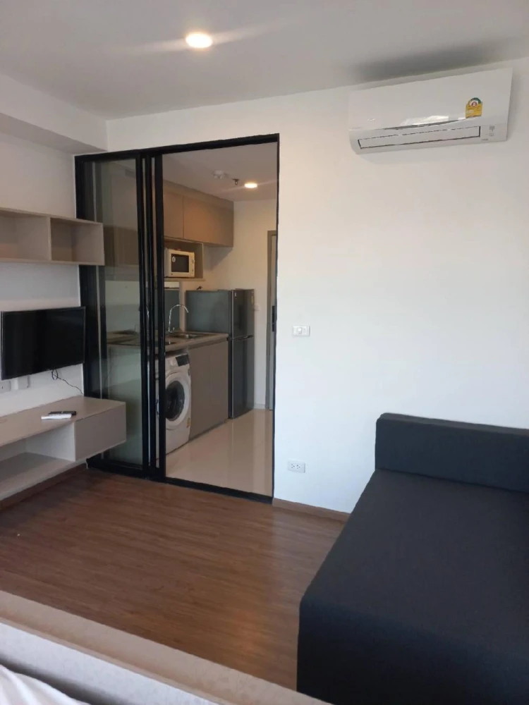 For rent: THE ORIGIN Ram 209 Interchange, a nice room, complete with furniture and appliances. Just come and move in.