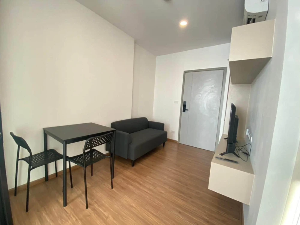 For Rent: THE ORIGIN Ram 209 Interchange. A lovely unit, fully furnished and equipped with all appliances. Great value—book now, don't wait!