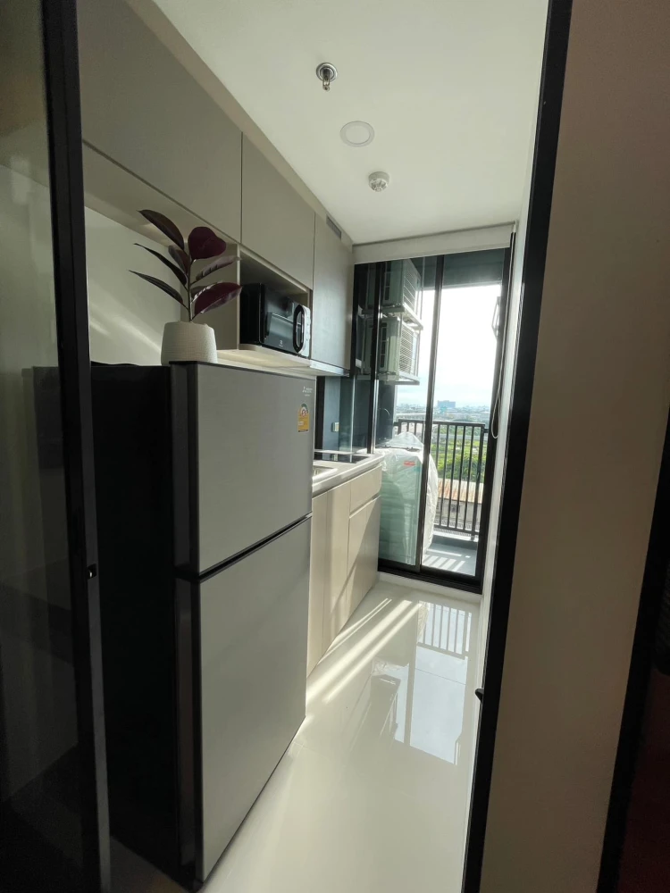 For rent: The origin Ram209Interchange, well-separated room, fully equipped with amenities. Hurry and reserve now!