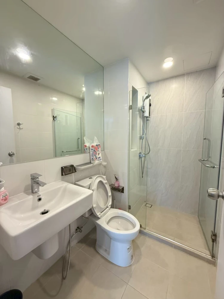 For rent: The Origin Ramintra 83 Station, 5th floor. A lovely unit. Book now, don't wait!