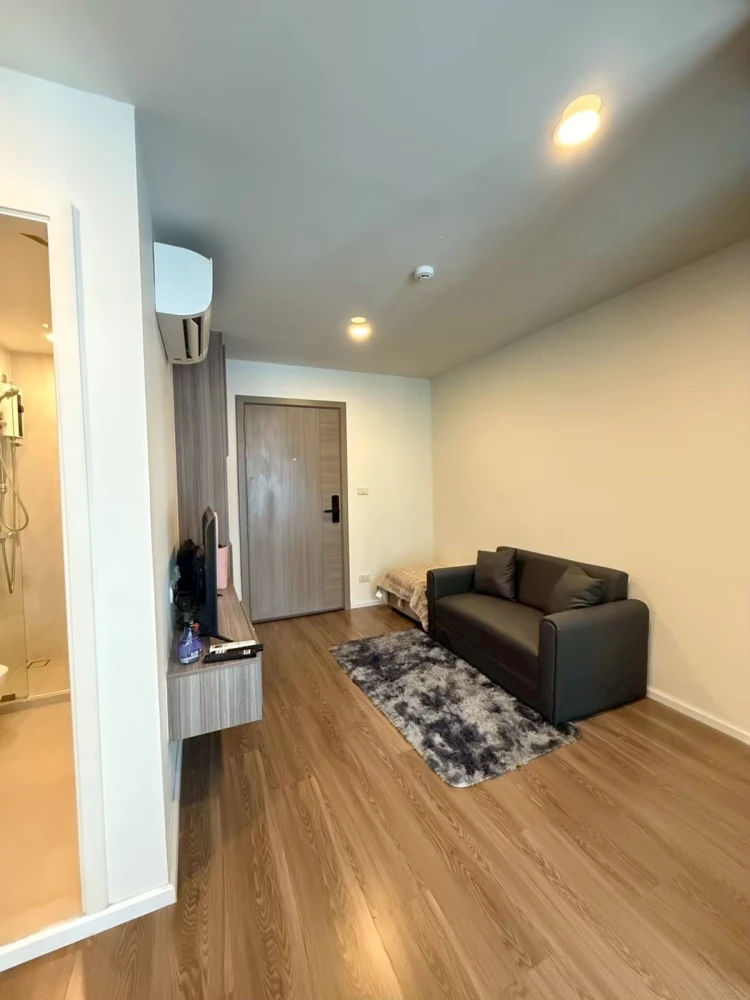 For rent: The Origin Ramintra 83 Station, 5th floor. A lovely unit. Book now, don't wait!