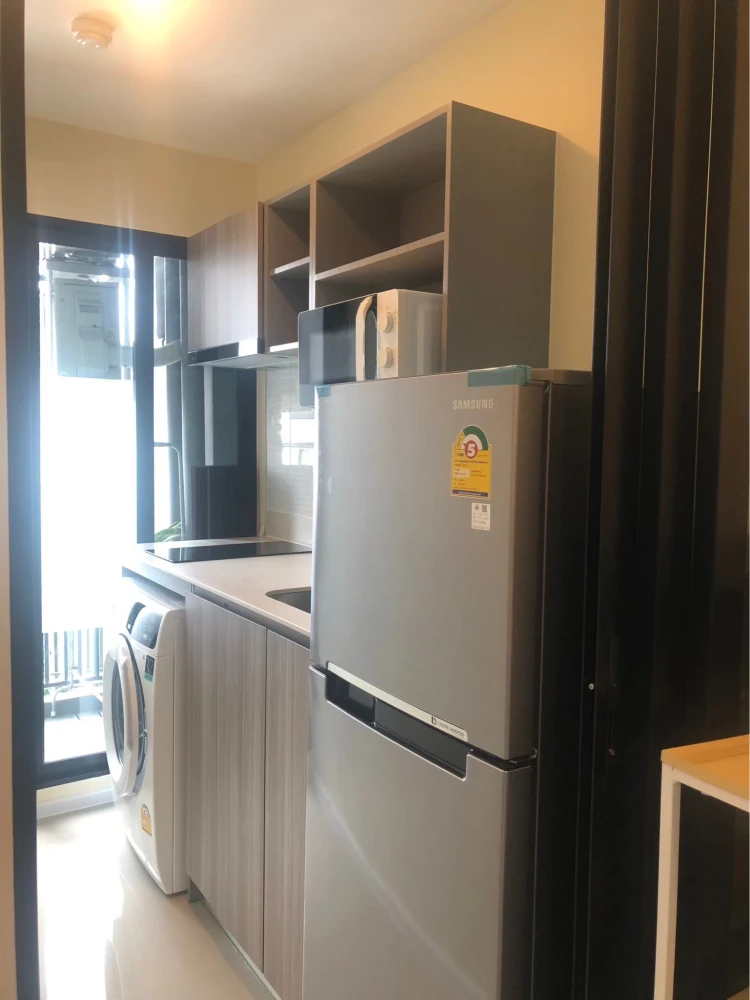 For rent: The Origin Ramintra 83 Station, a comfortable room with complete furniture and amenities. Open and airy view. Reserve now!