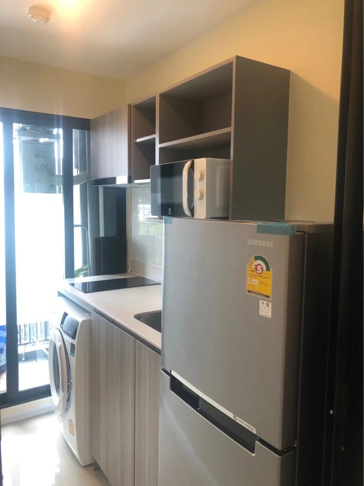 For rent: The Origin Ramintra 83 Station, a comfortable room with complete furniture and amenities. Open and airy view. Reserve now!