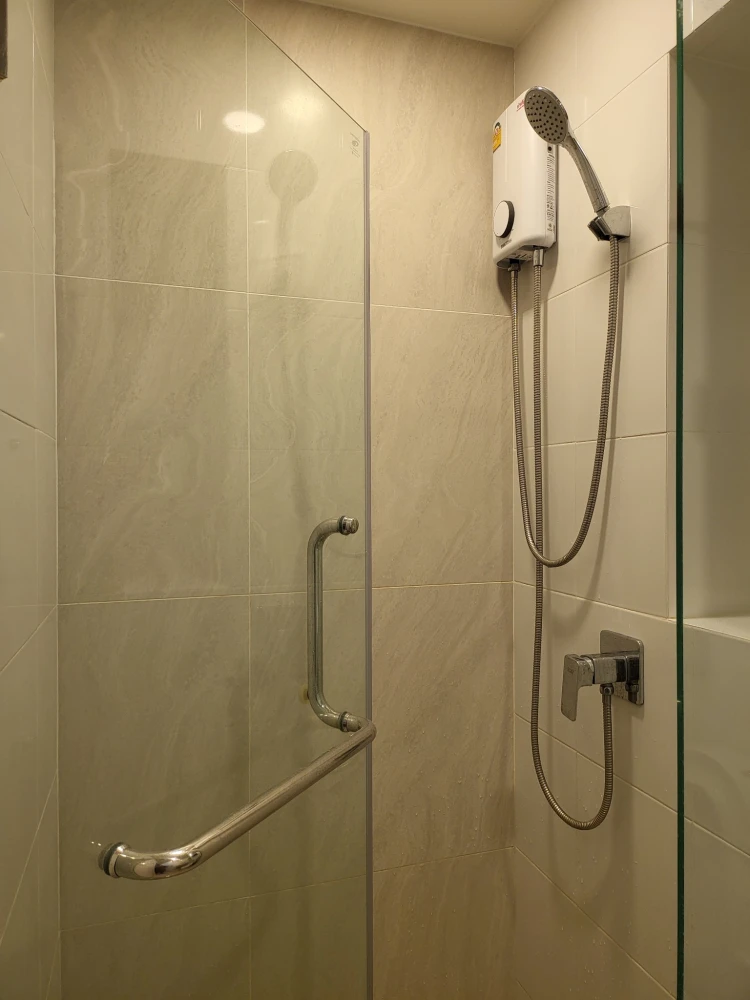 For rent: The Origin Ramintra 83 Station, ready to move in, fully furnished, come and reserve now, don't miss out!