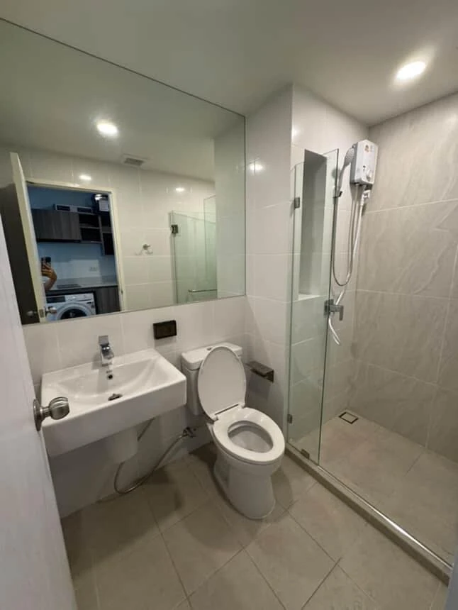 For rent: The Origin Ramintra 83 Station, ready to move in, comes with complete facilities, press to reserve now!! Don't miss out!