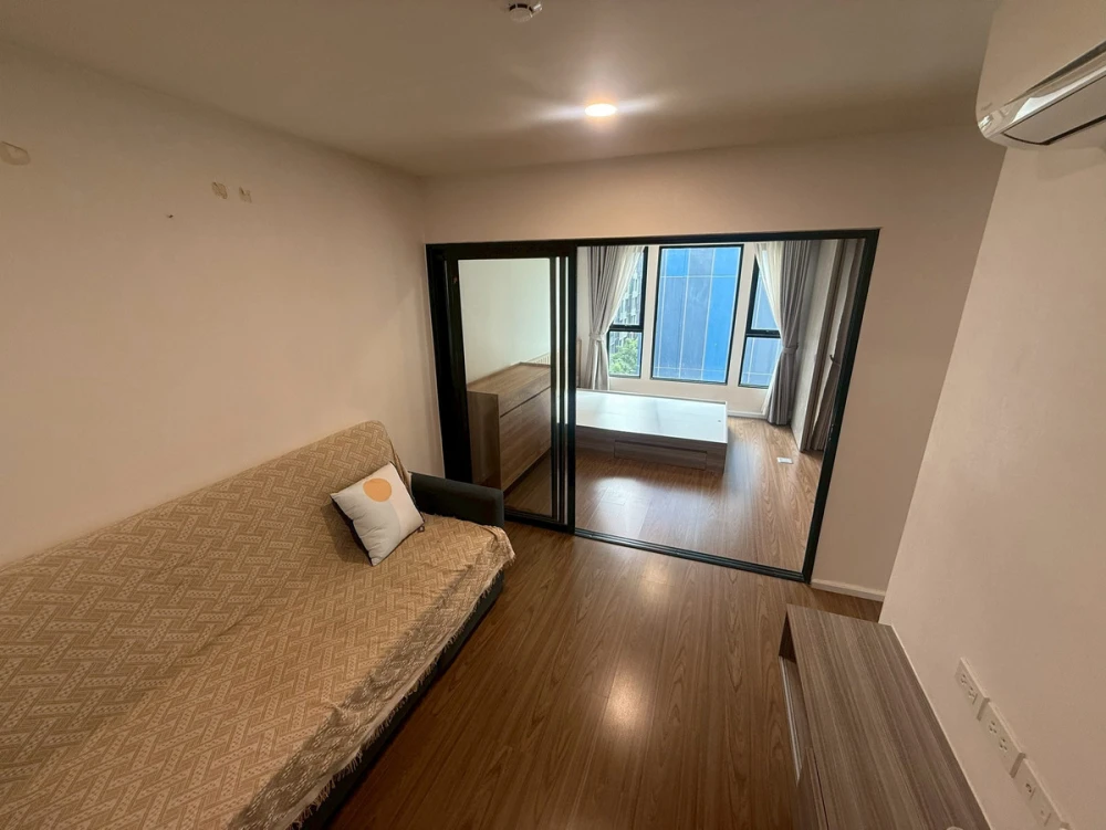 For rent: The Origin Ramintra 83 Station, fully furnished unit. Book now! Don't miss out!