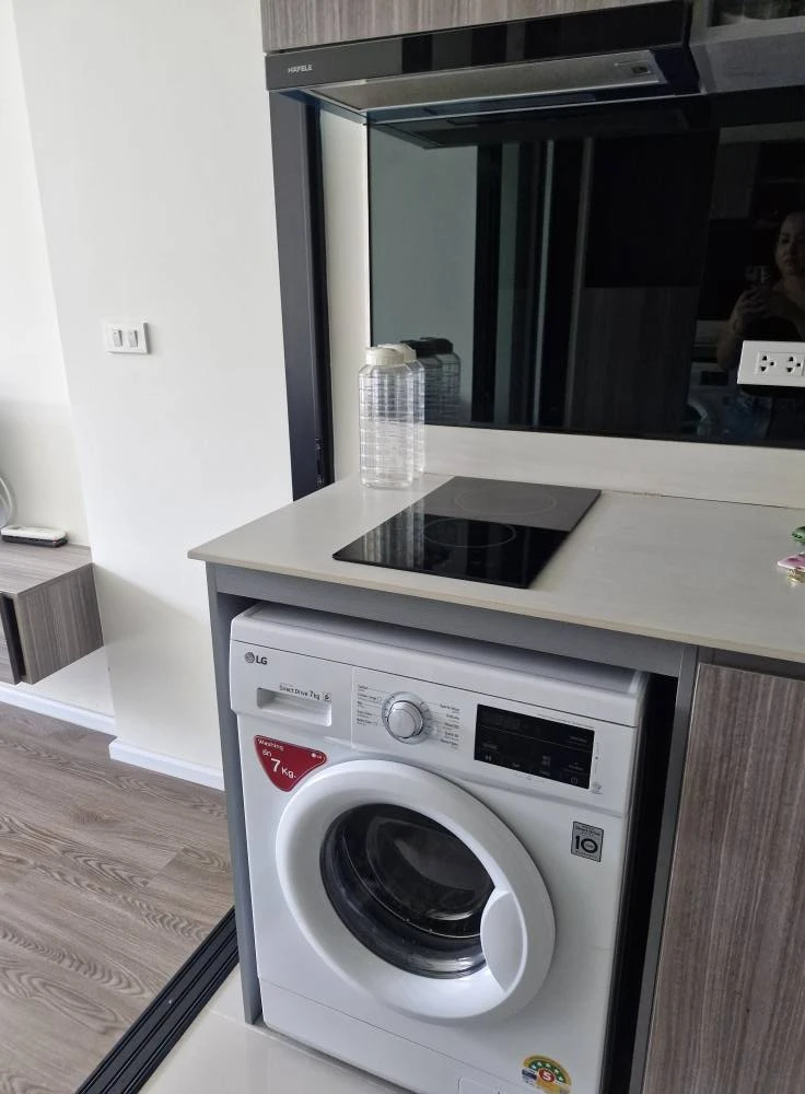 For rent THE ORIGIN Ramitra 83, fully decorated, ready to move in, just carry your bags and move in.