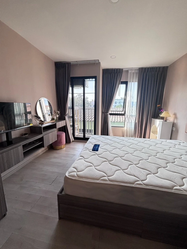 For rent: THE ORIGIN Sukhumvit 105, 1 bedroom, 1 bathroom, fully furnished and equipped, just bring your bags and move in!