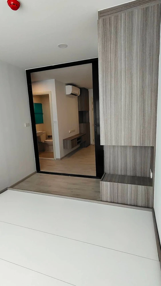 For rent: THE ORIGIN Sukhumvit 105, 7th floor, pool view. Book now! Don't miss out!