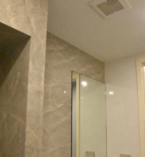 For rent THE ORIGIN Sukhumvit Sailuat E22 Station, 15th floor, fully furnished room, ready to move in, reserve now.