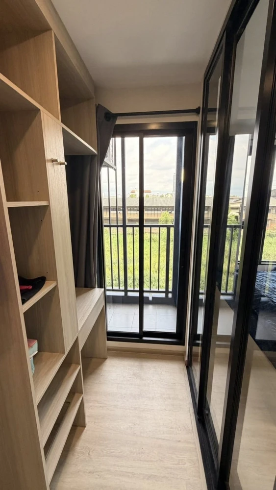Studio apartment for rent at THE ORIGIN Sukhumvit Sailuat E22 Station, 3rd floor (not high floor). Special price available now!
