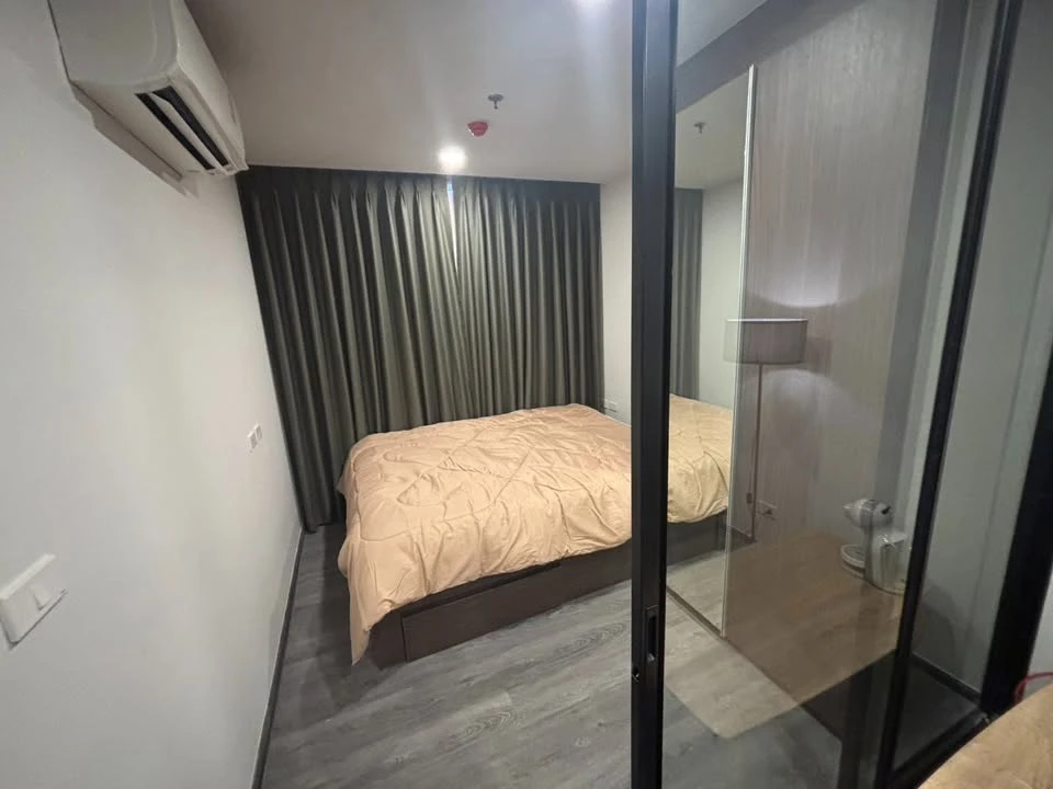 For rent: The Origin Lat Phrao-Bang Kapi, 17th floor, open view, no buildings blocking, fully furnished and equipped, ready to move in.