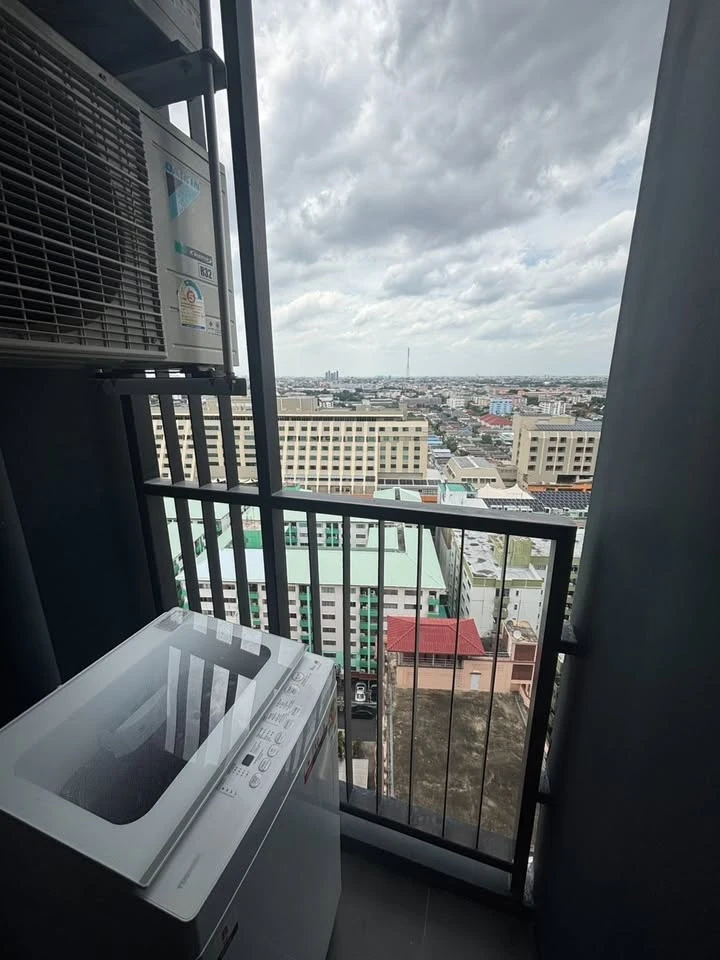 For rent: The Origin Lat Phrao-Bang Kapi, 17th floor, open view, no buildings blocking, fully furnished and equipped, ready to move in.