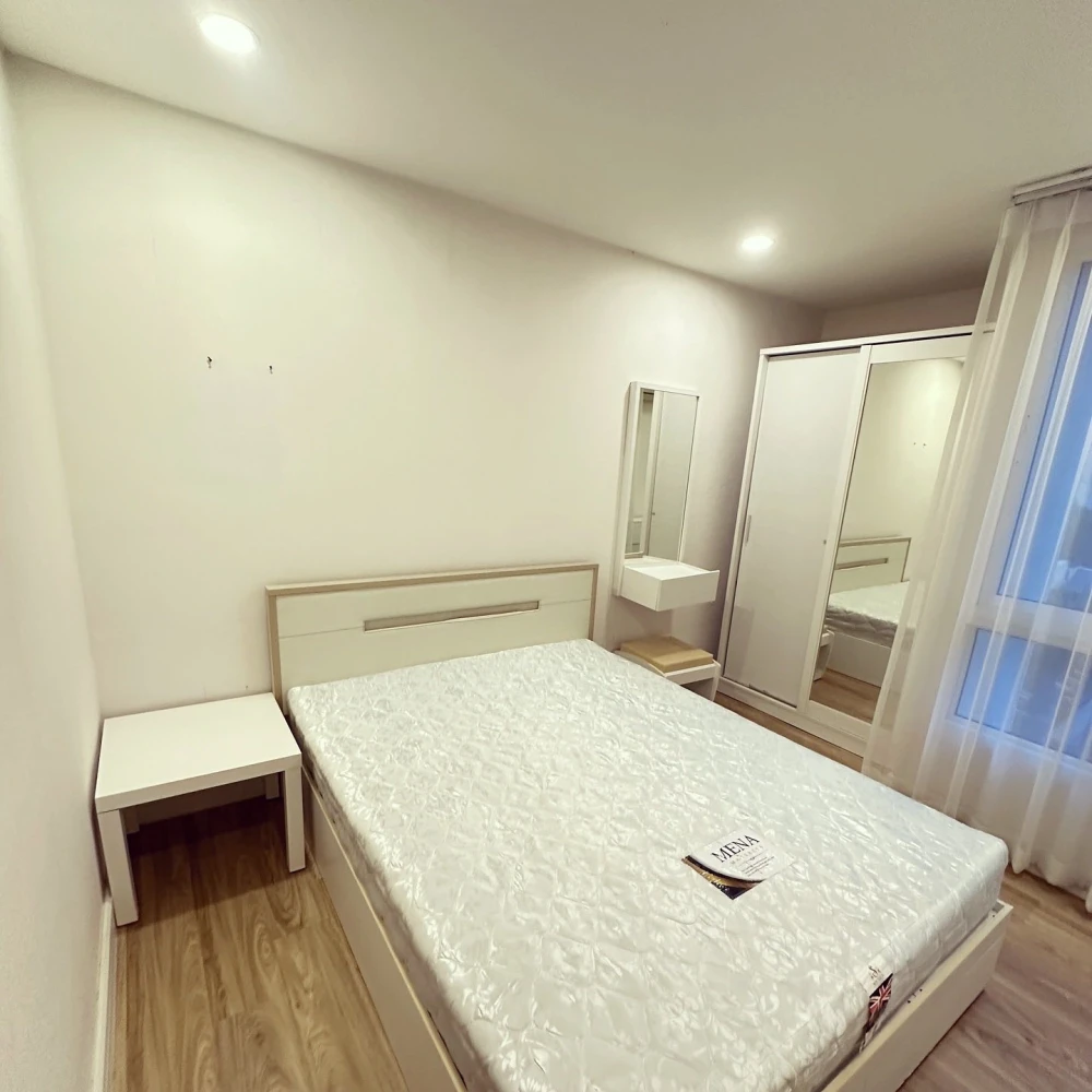 For rent: The Oscar Condo, separate room, wide balcony, comes with complete facilities, book now before you miss out++