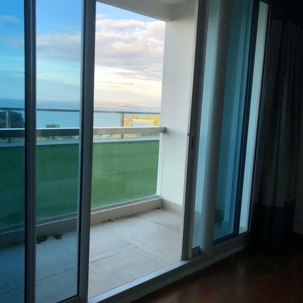 For rent: The Palm Wongamat Beach Pattaya, 9th floor. Nice, fully furnished unit. Book now!