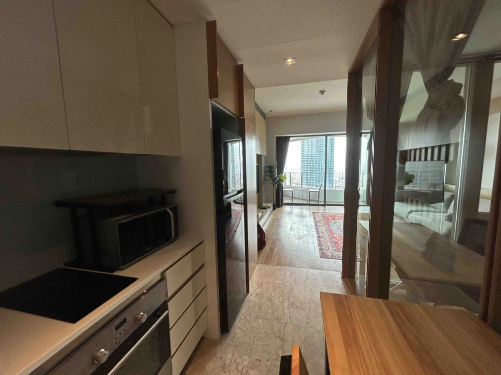 For rent: The Pano Rama 3, spacious room with plenty of usable space, built-in furniture, beautiful view, not blocked, don't miss it.
