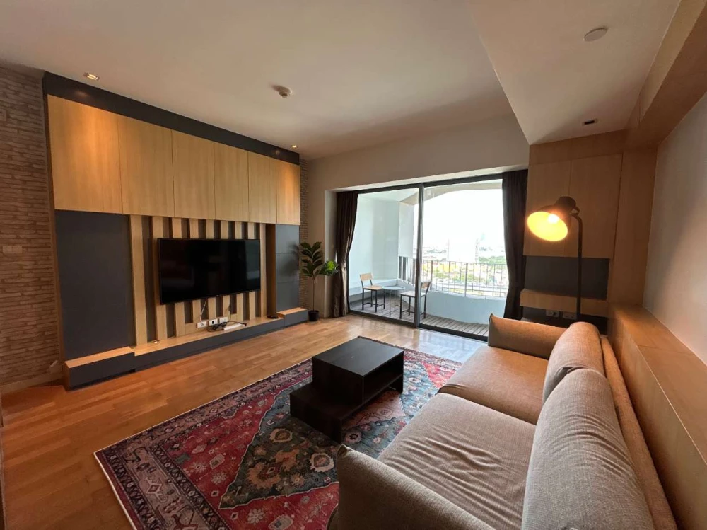 For rent: The Pano Rama 3, spacious room with plenty of usable space, built-in furniture, beautiful view, not blocked, don't miss it.