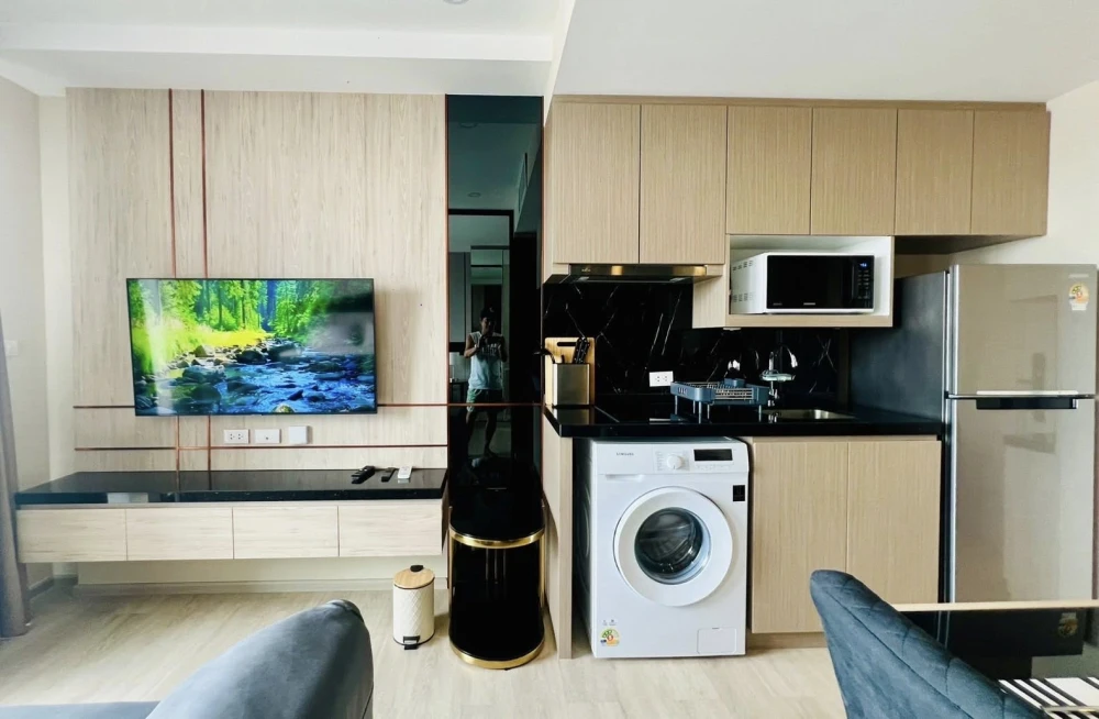 For rent The Panora Pattaya 1 bedroom 1 bathroom, lots of usable space, sea view from high floor, hurry and book now.