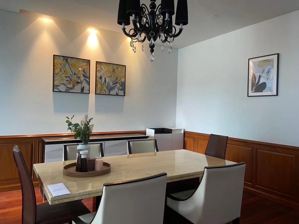 Spacious and comfortable condo for rent at The Park Chidlom, fully furnished. Book now!