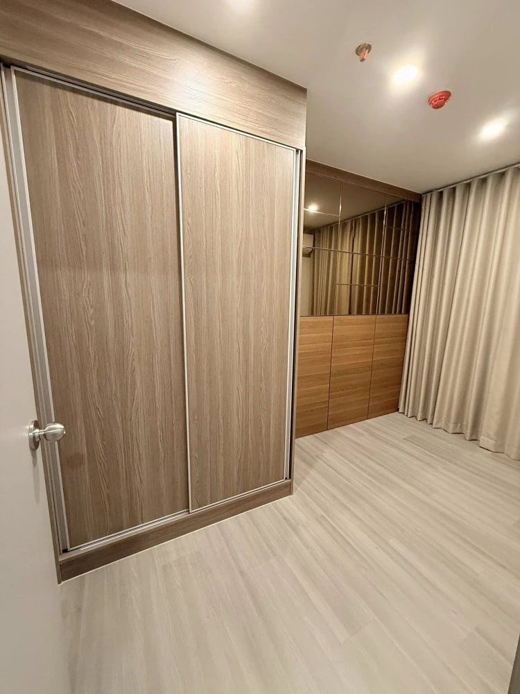 2-bedroom fully furnished apartment for rent at The Parkland Charan–Pinklao. Book now! Don't miss out!