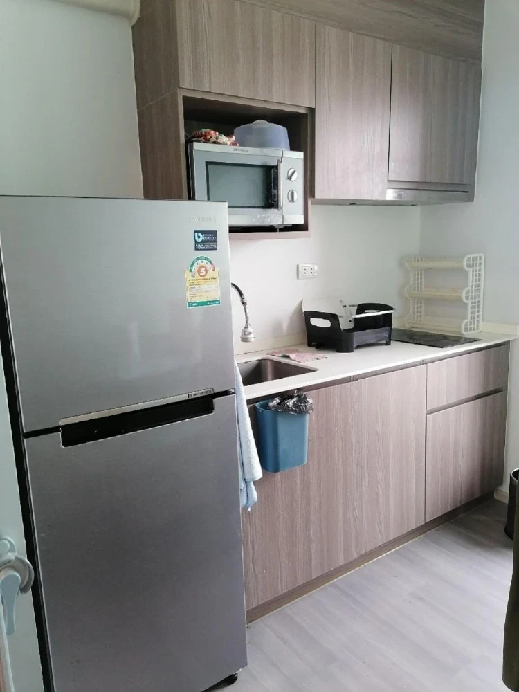 For rent: The Parkland Charan–Pinklao, 11th floor. Nice, fully furnished unit. Book now! Don't miss out!