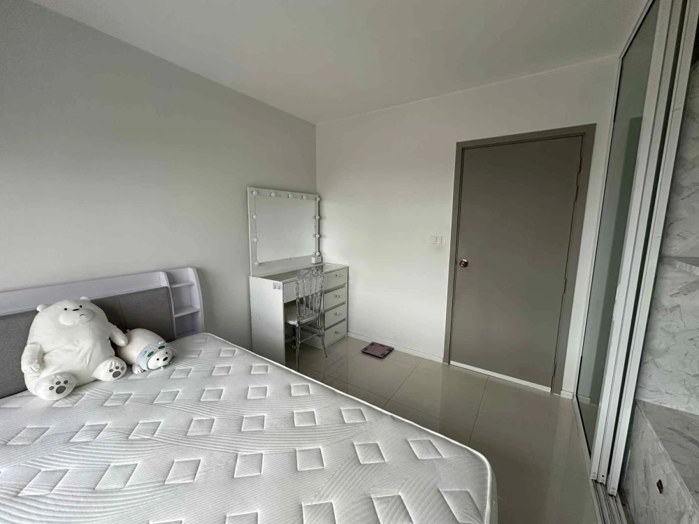 For rent: The Parkland Charan–Pinklao, 15th floor, nice room, fully furnished, book now, hurry!