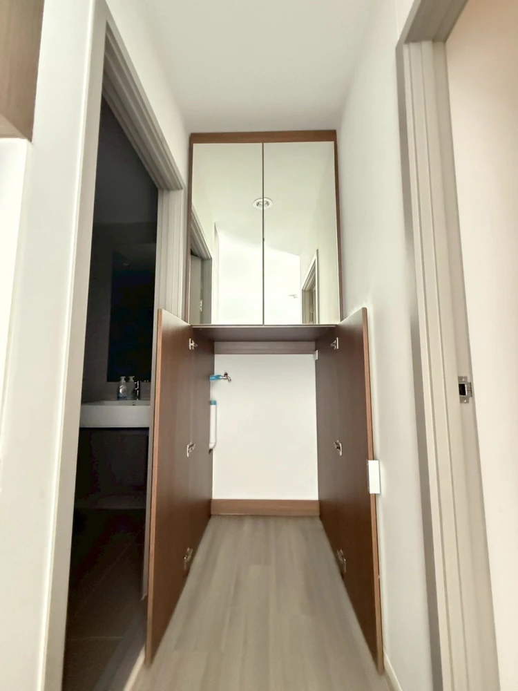For rent: The Parkland Charan–Pinklao, 15th floor, corner room, airy, spacious, comfortable. Reserve now, don't miss out!