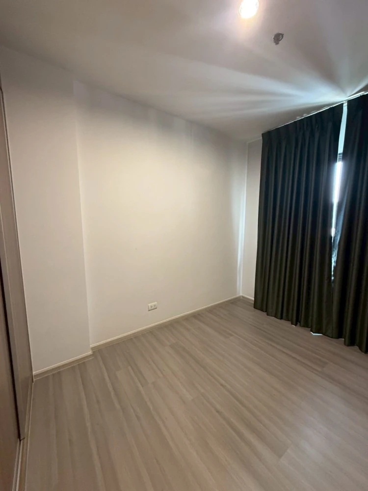 For rent: The Parkland Charan–Pinklao, 15th floor, corner room, airy, spacious, comfortable. Reserve now, don't miss out!
