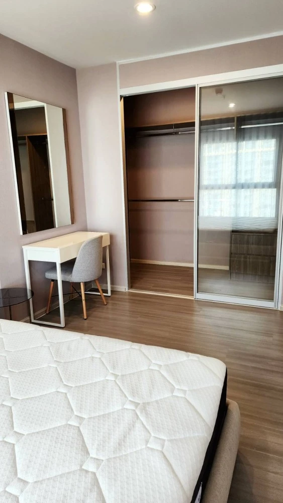 For rent: The Parkland Charan–Pinklao, 18th floor, fully furnished, book now, don't miss out.