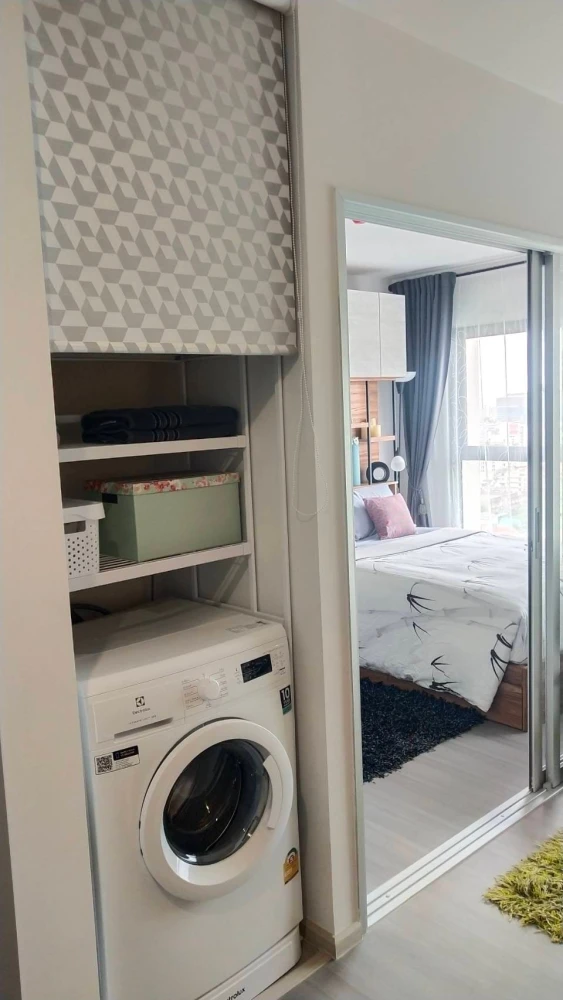 For rent: The Parkland Charan–Pinklao, ready-to-move-in room, fully furnished, just bring your suitcase and move in. Hurry and reserve now before it's