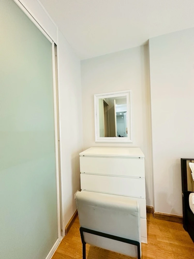 For rent: The Parkland Grand Asoke-Phetchaburi, 6th floor, fully furnished unit. Book now!
