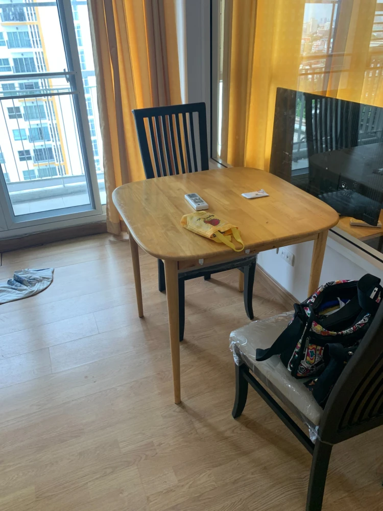 For Rent: The Parkland Grand Taksin, 15th Floor. Fully furnished unit—book now, don't miss out!
