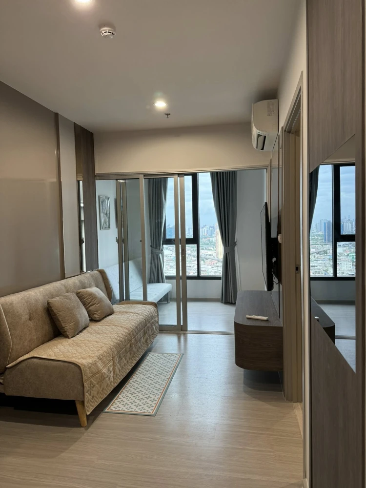 For rent: The Parkland Phetkasem 56, 1 bedroom, 1 bathroom, built-in marble-patterned walls, fully furnished, don't miss out.