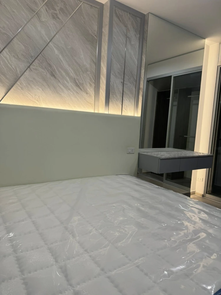 For rent: The Parkland Phetkasem 56, 1 bedroom, 1 bathroom, built-in marble-patterned walls, fully furnished, don't miss out.