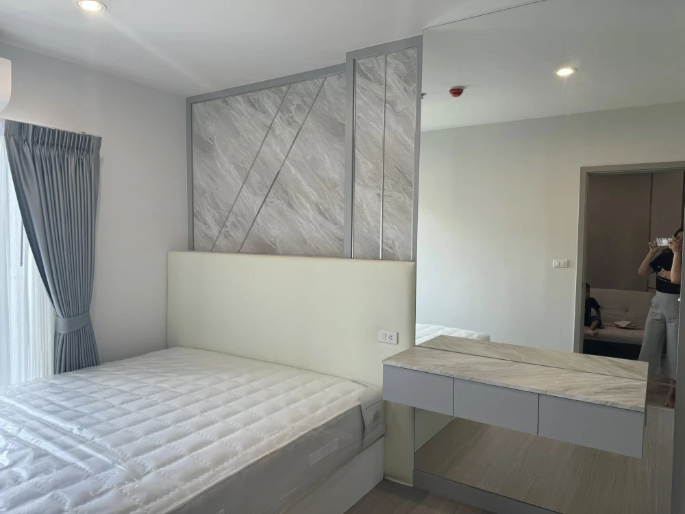 For rent: The Parkland Phetkasem 56, 1 bedroom, 1 bathroom, built-in marble-patterned walls, fully furnished, don't miss out.