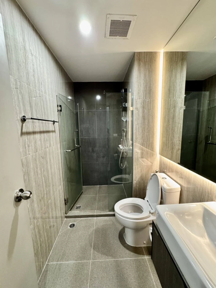 For rent: The Parkland Phetkasem 56. Fully furnished, beautifully decorated, ready to move in.