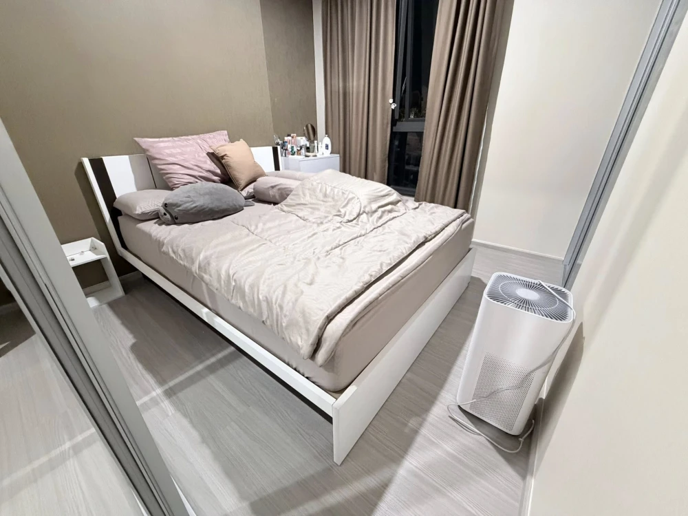 For rent: The Parkland Phetkasem 56, 30th floor unit. Very high floor, excellent ventilation. You won't be disappointed if you book now!